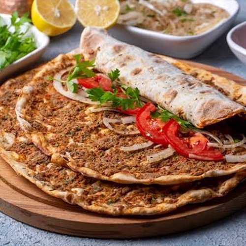 Meşhur ÖMER USTA Yaprak Döner